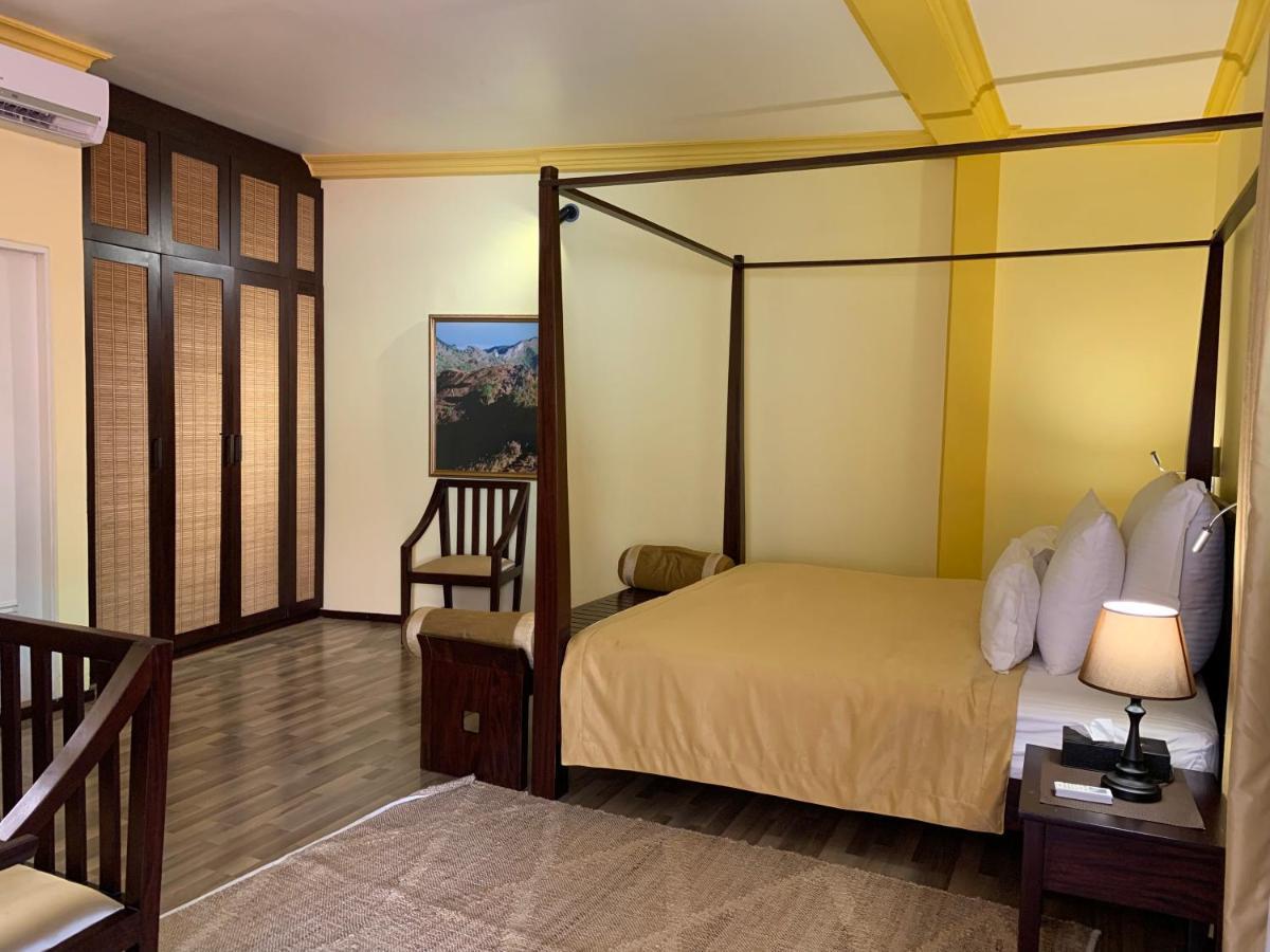 Sala Boutique Hotel Male Exterior photo
